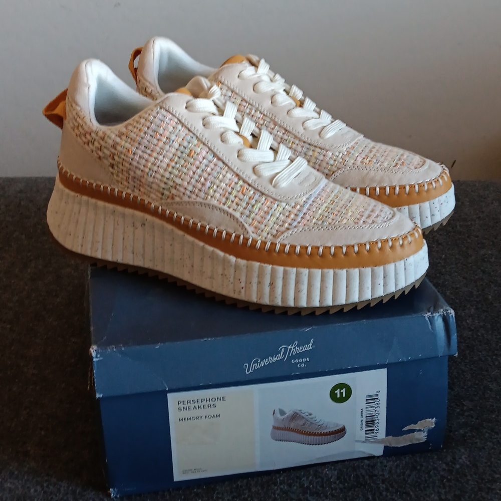 Universal Thread Persephone Platform Sneakers / Multi / Size 11